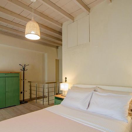 Myyellowhome Ermoúpoli Extérieur photo