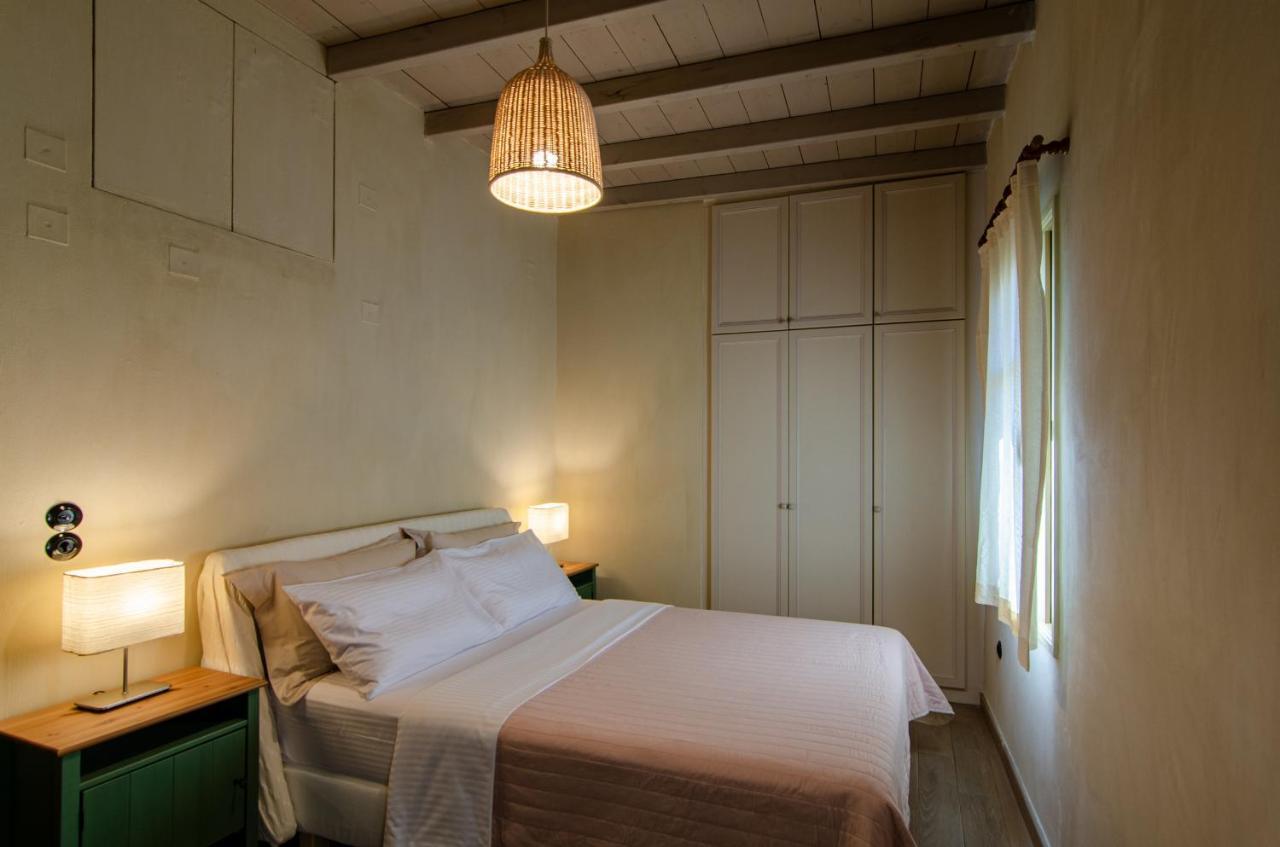 Myyellowhome Ermoúpoli Extérieur photo
