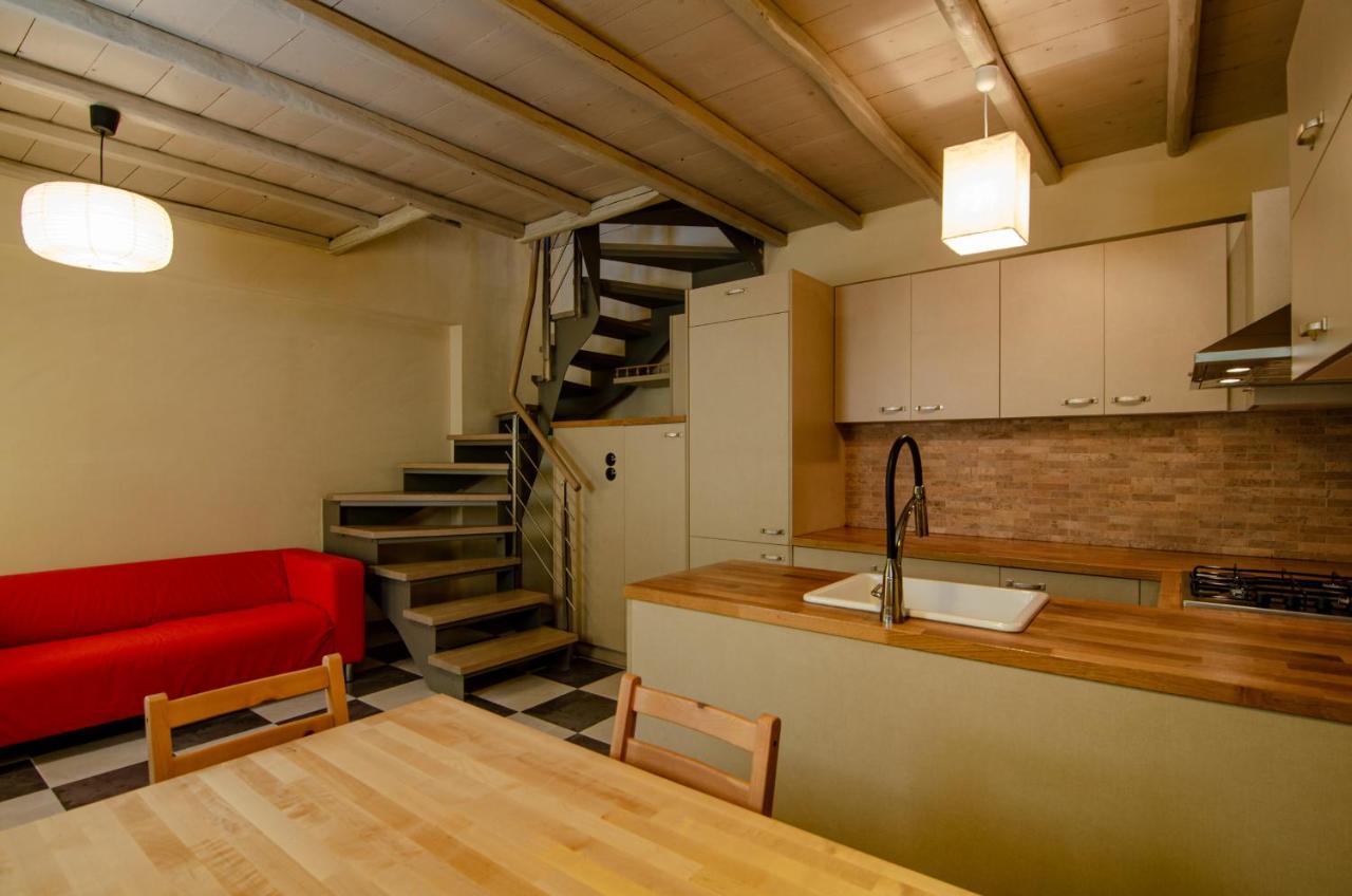 Myyellowhome Ermoúpoli Extérieur photo