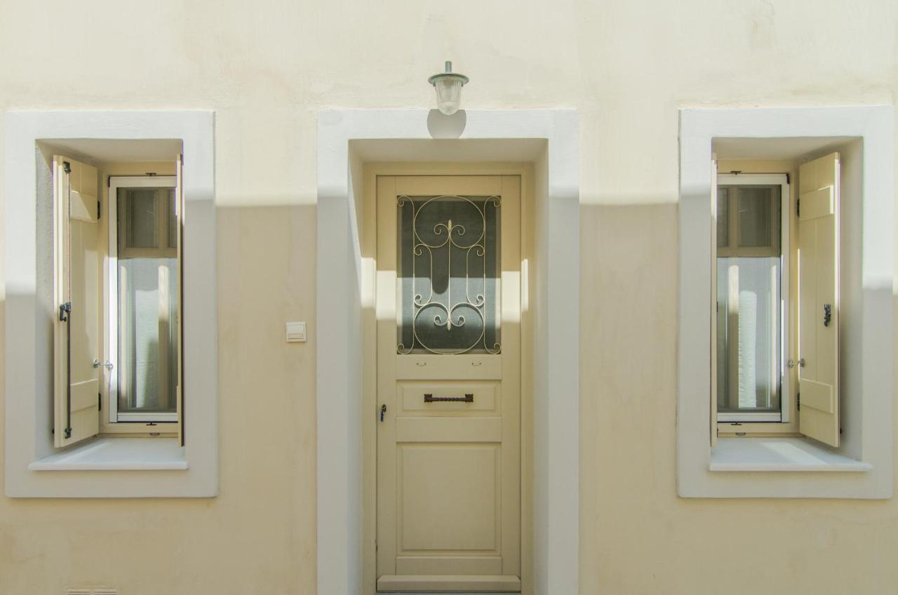 Myyellowhome Ermoúpoli Extérieur photo